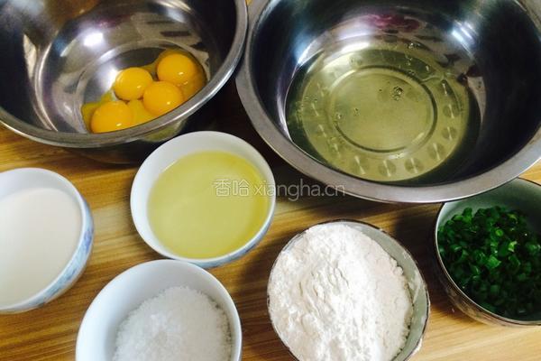葱花蛋糕卷。的做法图解1