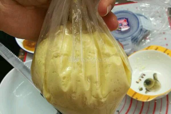 马苏里拉奶酪麻薯面包的做法图解6