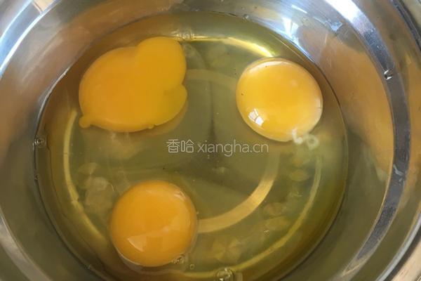 蒸鸡蛋糕的做法图解2