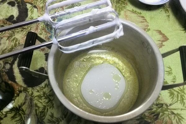 抹茶戚风蛋糕10寸的做法图解7