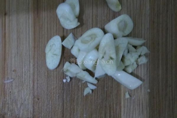 蒜爆耗油上海青的做法图解2