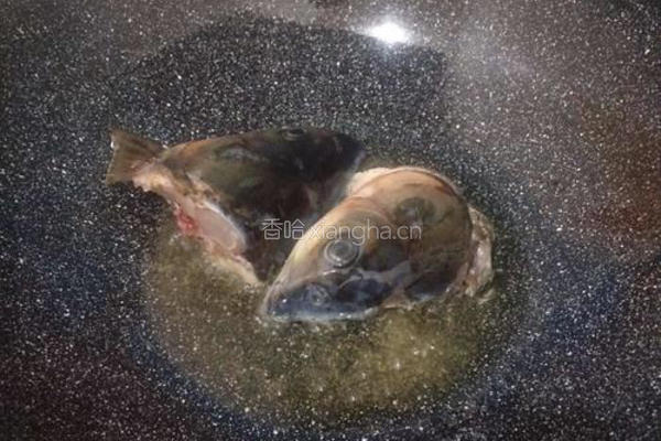 鱼头豆腐汤的做法图解4