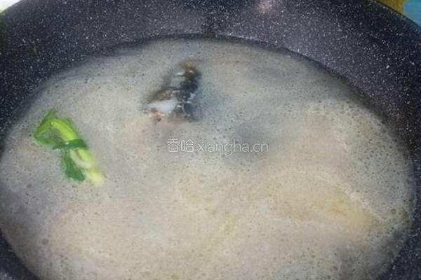 鱼头豆腐汤的做法图解7