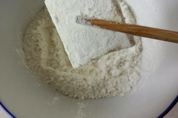 脆皮豆腐的做法图解2