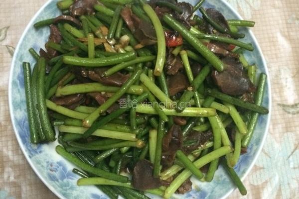 鸭胗炒蒜苗的做法图解11
