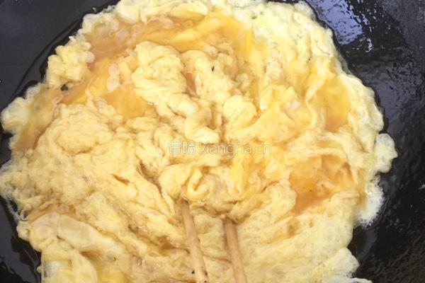 韭菜鸡蛋水煎饺的做法图解4