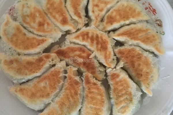 韭菜鸡蛋水煎饺的做法图解21
