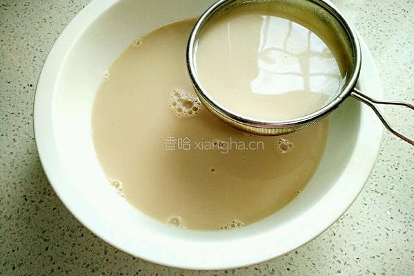 核桃燕麦豆浆的做法图解6