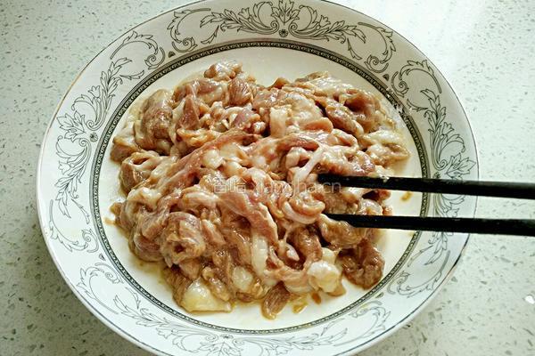 蒜苔炒鸭片的做法图解4