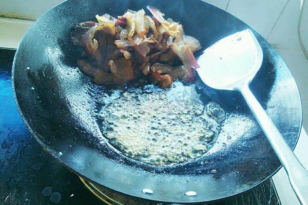 豌豆片炒腊肉的做法图解4