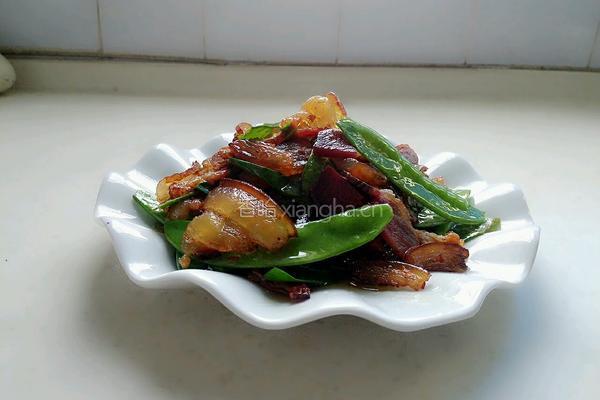 豌豆片炒腊肉的做法图解8