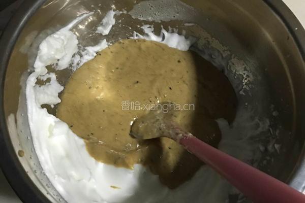 摩卡芝麻戚风蛋糕的做法图解13