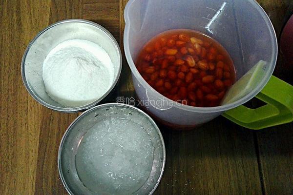 奶香花生浆的做法图解1