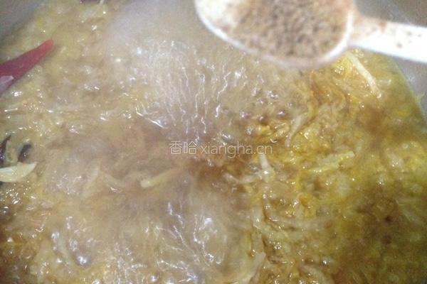猪肉酸菜粉条的做法图解12