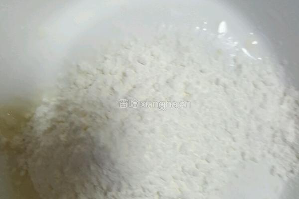 冰皮韭菜鸡蛋干贝锅贴的做法图解6