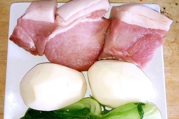 糖醋排骨 土豆版的做法图解1
