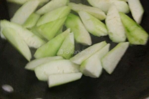 丝瓜鸡蛋汤的做法图解3