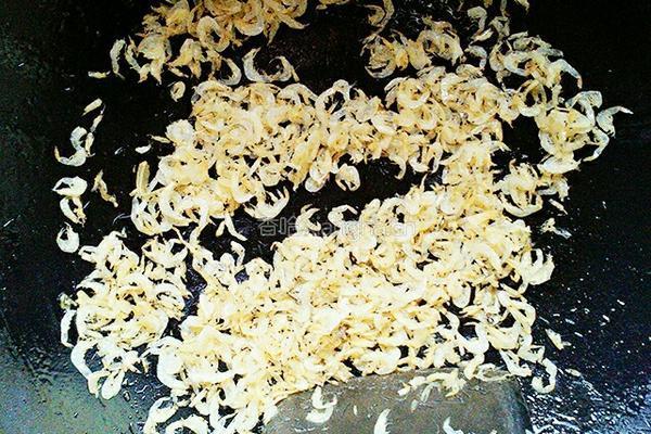 虾米炒饭的做法图解2