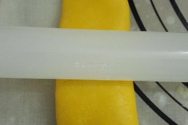 南瓜蛋黄酥这是我第一次做的样子的做法图解10