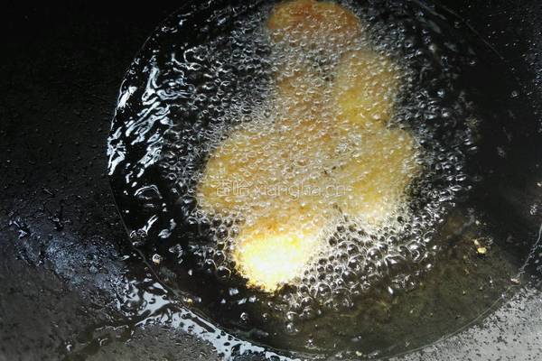 炸香蕉片的做法图解7