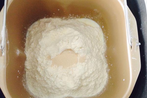 全麦豆沙面包卷的做法图解2