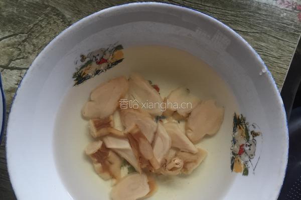 老母鸡人参汤的做法图解3