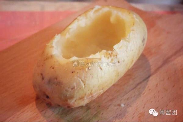 鸡蛋培根烤土豆！土豆的高颜值逆袭！的做法图解7