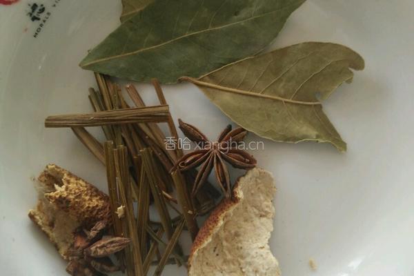 香茅草鸡的做法图解2