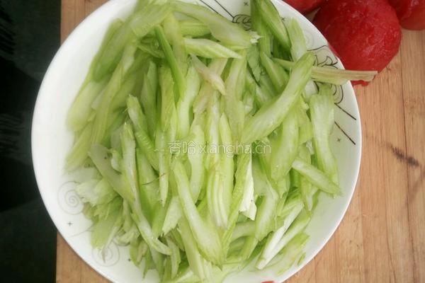西芹炒豆干的做法图解7