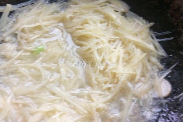 醋炝土豆丝的做法图解7