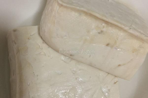 香椿凉拌豆腐的做法图解3