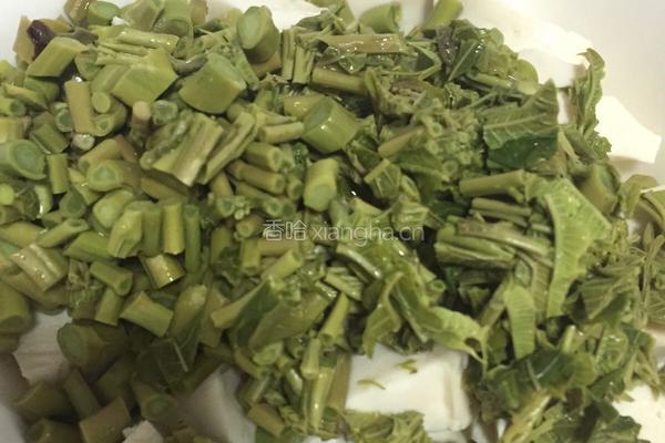 香椿凉拌豆腐的做法图解7