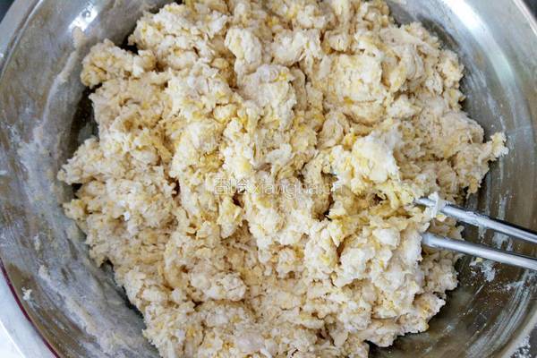 牛奶蜂蜜酥脆软麻花的做法图解6