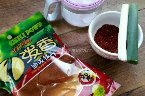葱花烙饼的做法图解1