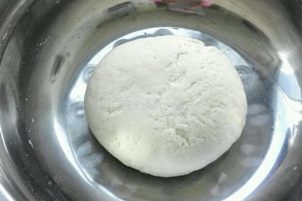 葱花烙饼的做法图解3