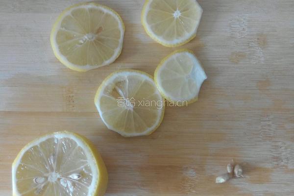 蜂蜜柠檬汁的做法图解3
