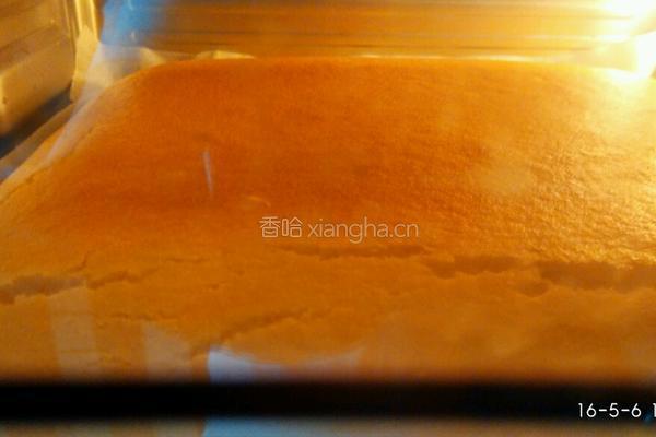 蜂蜜蛋糕卷的做法图解8
