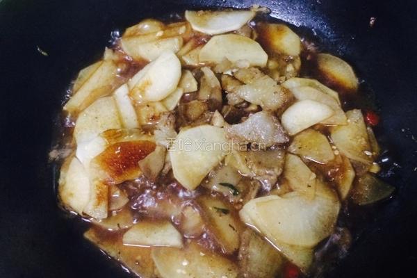 白萝卜烧肉的做法图解4