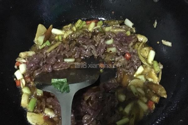 泡椒青菜炒牛肉的做法图解4