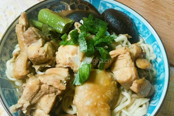 特制香菇鸡肉面的做法图解11