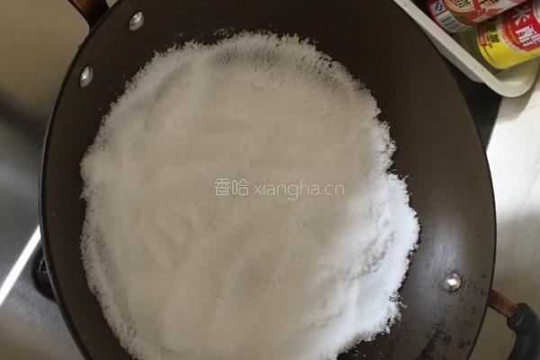 客家盐焗鸡的做法图解2