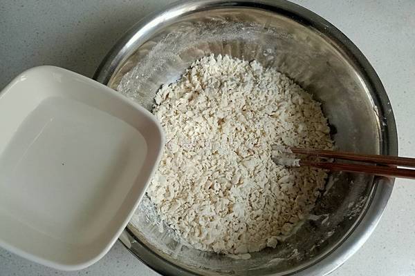 鸡蛋灌饼的做法图解4