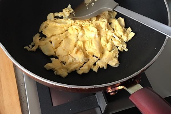 菠萝炒饭的做法图解5