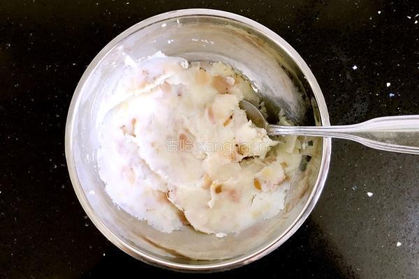 玉米奶酪咸面包的做法图解2