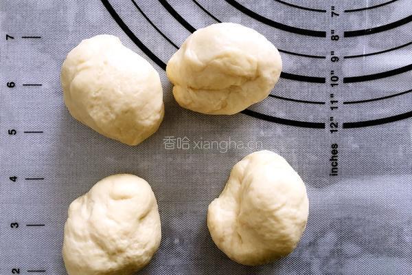 奶酪培根面包的做法图解3