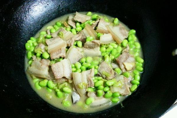 五花肉煮毛豆的做法图解7