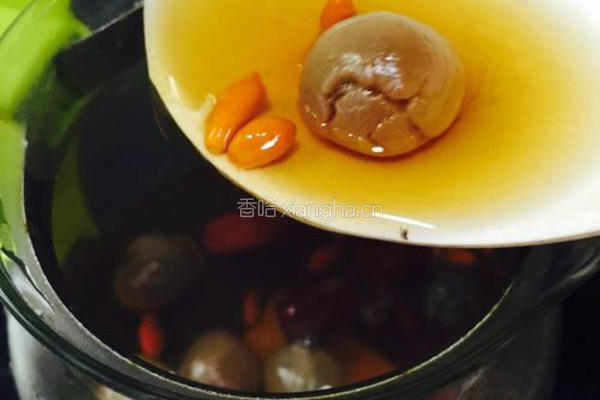 桂圆红枣枸杞茶的做法图解4
