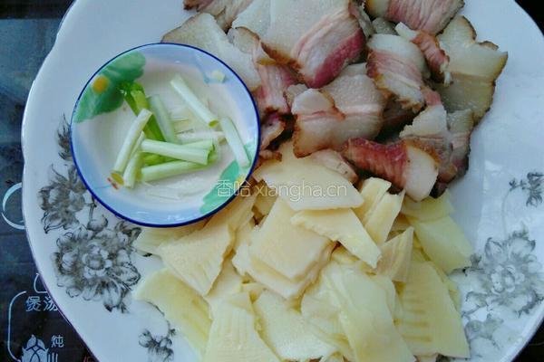 春笋炒腊肉的做法图解4