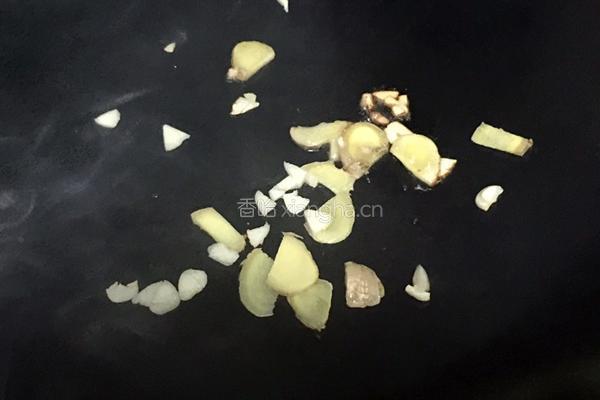 酒香爆炒蛏子的做法图解3