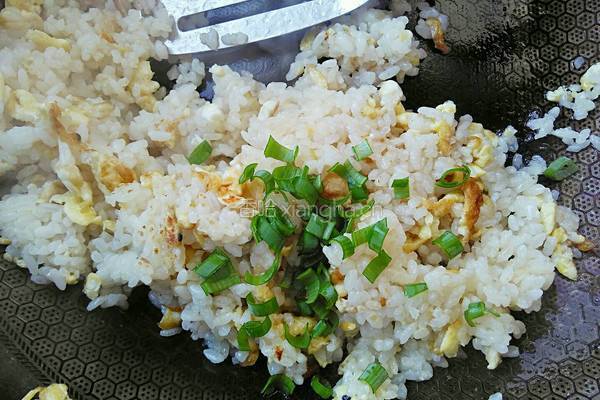 鸡蛋炒饭的做法图解15